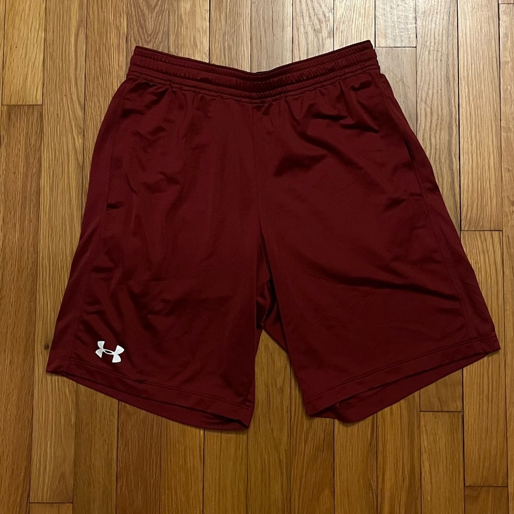 Mens under armour athletic shorts. Size medium
